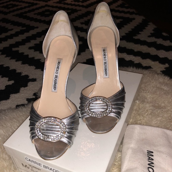 carrie bradshaw shoes manolo blahnik